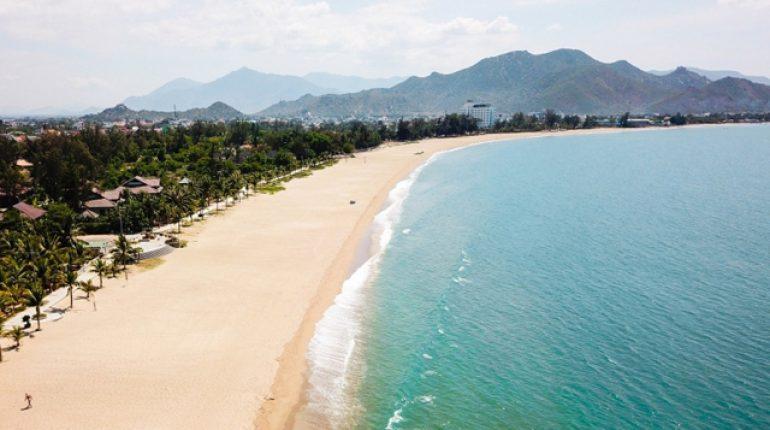 Top 10 Bãi Biển Tuyệt Đẹp Ở Ninh Thuận Bạn Không Thể Bỏ Lỡ